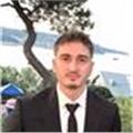 Yıldız Teknik Üniversitesi İngilizce Öğretmenliği mezunu, Amerika'da yaşamış, çocuklar ve gençler için kişiye özel, özgüven odaklı