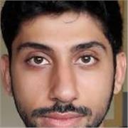 Ich habe einen Hochschulabschluss in Angewandten Fremdsprachen. Außerdem besitze ich ein Zertifikat in Sprachkenntnissen und Kommu