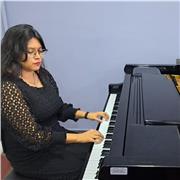 Profesora de Piano con experiencia en jóvenes y adultos