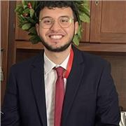 Neo laureato in Scienze politiche e delle Relazioni Internazionali