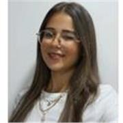 Persona con título de educación infantil apta para dar clase a niños de infantil y primaria 