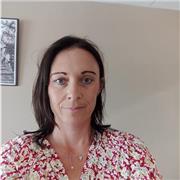 Je suis coach en développement personnel et en Affirmation de Soi. Je pratique également des exercices de médecine énergétique et la psychologie énergétique en utilisant l'EFT, technique de libération émotionnelle. J'exerce au sein de mon cabinet de Boiry