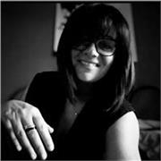 Docente a contratto di Glottologia e Linguistica impartisce lezioni di Linguistica, Letteratura e grammatica Italiana