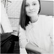 Experienced Classical Piano Teacher – Online Lessons Available