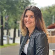 Profesora de inglés y ruso apta para adultos y jóvenes de todos los niveles.