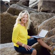 I'm an Assertive Communication skills & Leadership Coach