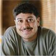 English Language Specialist Focused on Communication and Real Results