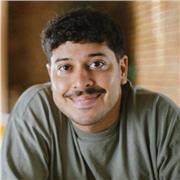 English Language Specialist Focused on Communication and Real Results