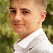 profesor particular de matemáticas economia e historia. Soy estudiante de doble grado de ade-derecho y estoy acostumbrado a lidiar con las matemáticas economía e historia