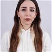 Certified English Teacher with International Experience – Personalized Lessons for All Levels