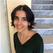 Laureata in Lettere, Arti e Archologia, impartisco lezioni di Storia dell'arte e Letteratura Italiana