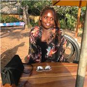 De langue maternelle anglaise, actuellement assistante d'anglais au Collège Maxime Deyts, Lille. Je propose des séances privées .