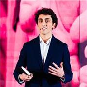 Joven periodista internacional galardonado ofrece clases de comunicación