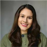 Soy Arquitecta profesional. Me catacterizo por mis habilidades de expresión y oratoria. Tengo pasión por la enseñanza. 