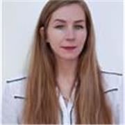 Maestra de francés con experiencia en clases en línea para niños y adultos