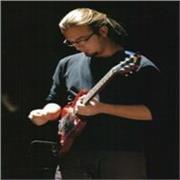 Lezioni di chitarra personalizzate – Impara divertendoti!