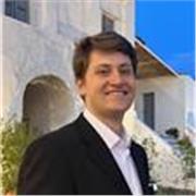 Laureando in Economia Aziendale, maturità classica, offre aiuto compiti per ragazzi di medie e primi anni di superiori. Da remoto