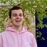 Etudiant à SciencesPo Paris, donne cours de Français FLE