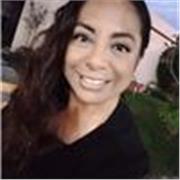 Maestra especializada en clases de áreas humanidades y sociales