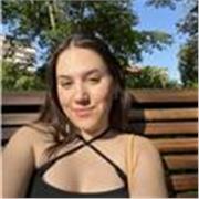 Profesora de refuerzo educativo en etapa de primaria