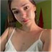 Estoy actualmente en la universidad tras haber terminado mi grado superior de Marketing y Publicidad. 