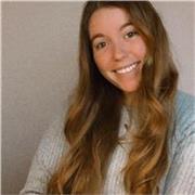 Soy un pequeño rayo de sol con ganas de ayudar a la gente. Quiero enseñar a jóvenes adultos.