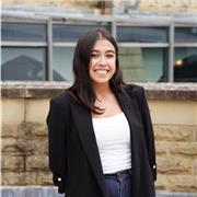 I give tips and daily live scenarios for you to apply and learn more spanish language, from basic level to a more advanced one