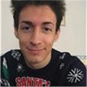 Soy paciente, responsable y trabajador. Me encanta trabajar con niños y enseñarles. Podría enseñar a niños de todas las edades y también a adultos, ya que estoy formado como historiador.
