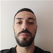 Laureando in Lingue,culture e letterature europee si propone per impartire lezioni di inglese e francese