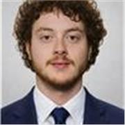 Laureando in giurisprudenza disponibile a dare lezioni di diritto agli studenti