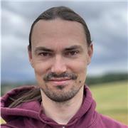 Informatiker mit mehr als 15 Jahren in der Jugend- und Erwachsenenbildung