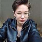 English tutor in Essex who offers online lessons. I have a grade 9 English Literature GCSE. Experience as a Swimming teacher.