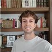 Soy un chico de 25 años titulado en Biología y estoy interesado en dar clase a estudiantes de ESO y Bachillerato.