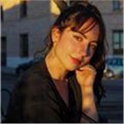Profesora de cualquier materia desde Educación Primaria hasta Bachillerato, incluido FP