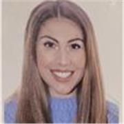 Maestra en Primaria, con las menciones de Educación física, pedagogía terapéutica, audición y lenguaje y música.