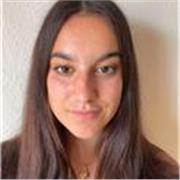 Soy profesora especializada en matemáticas, inglés, refuerzo en economía, uso de IA y refuerzo general.