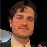 Soy un estudiante de Medicina de último año, muy responsable y dispuesto a enseñar a niños y jovenes de una manera muy didáctica.