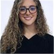 Estudiante de Traducción e Interpretación de alemán e inglés, ofrece clases dinámicas de idiomas y refuerzo escolar para tod@s.