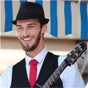 Cours GUITARE-UKULÉLÉ-BASSE sans solfège & avec la banane 🙂