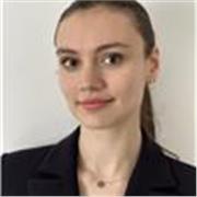 Etudiante à l'ESCP Business School, donne cours de français en ligne du collège au lycée 