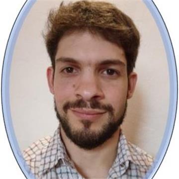 Ingeniero Químico y docente de tecnicatura de industria automotriz en la U.T.N