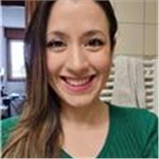 Profesora de inglés apta para primaria, ESO y bachillerato.