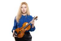 Academic violin professor and performer who can provide lessons for beginners and intermediate students.