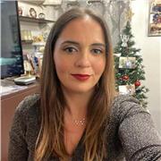 Profesora titulada inglés, con experiencia de 3 años imparte clases presenciales de iniciación al inglés para adultos y escolares. Gracias