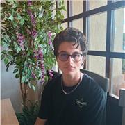 Tutor de inglés , con experiencia previa enseñando. Curso completado en la UPTC