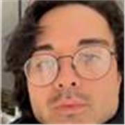 Middle - University level English teacher with years of experience in tutoring. 