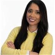 Soy una docente universitaria comprometida con la calidad educativa, la innovación pedagógica y el desarrollo de competencias