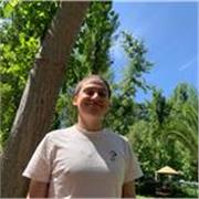 Profesor de ingles con experiencia en enseñar a niveles de educación básica