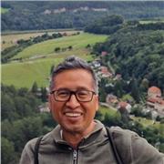 Ich bin Miguel und Ich biete Spanischunterricht als Muttersprachler an.