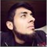 Profesor de lengua Castellana y Literatura, se ha desempeñado como docente en literatura trabajando para el Ministerio de Cultura